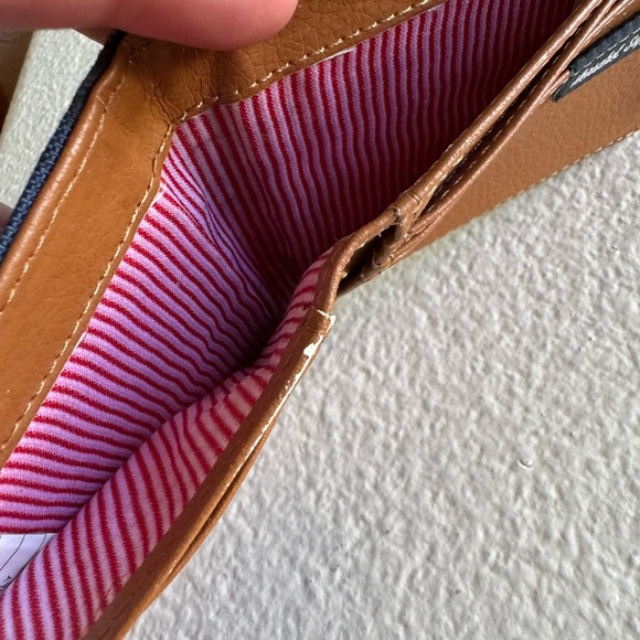 Herschel & Nixon wallet bundle - Picture 2 of 4
